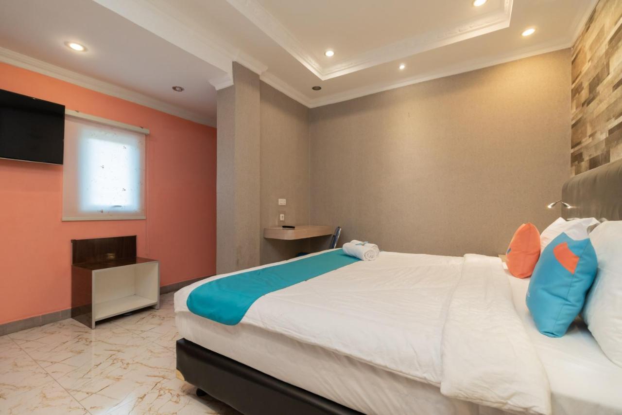 Sans Hotel Beauty Palembang Ngoại thất bức ảnh