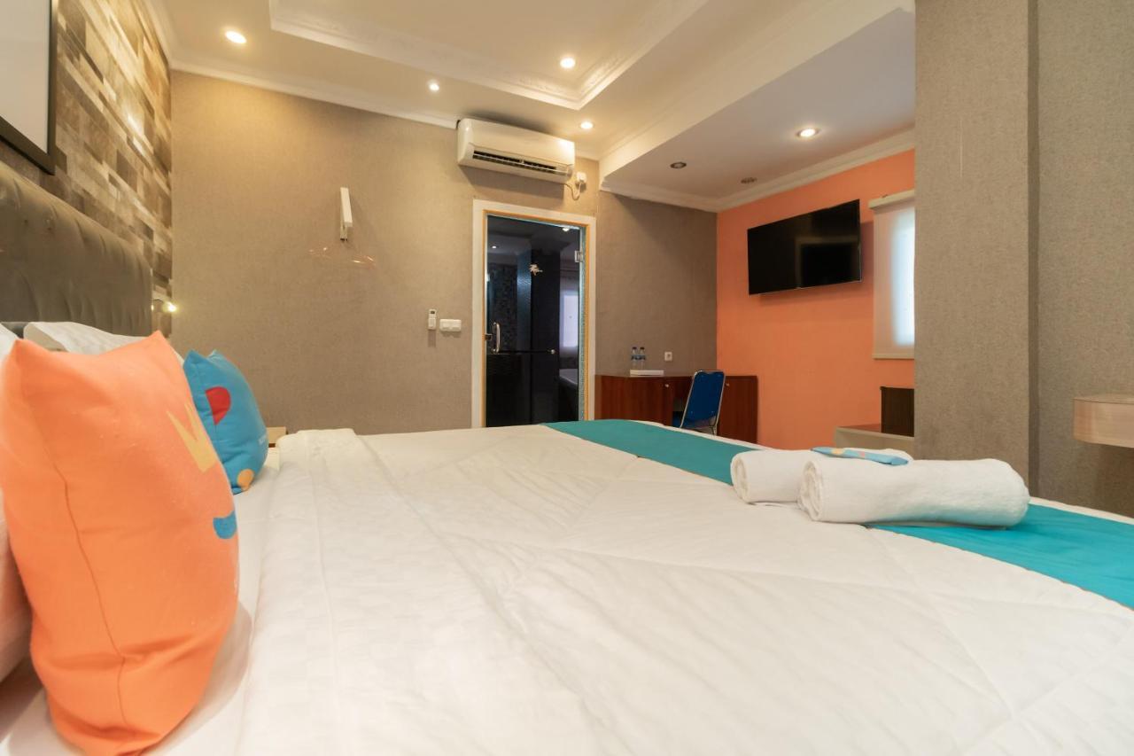 Sans Hotel Beauty Palembang Ngoại thất bức ảnh