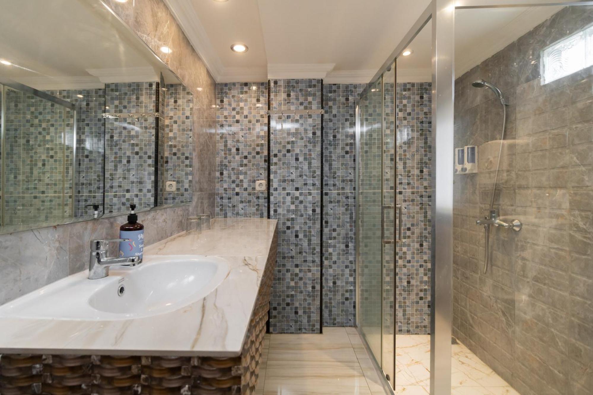 Sans Hotel Beauty Palembang Ngoại thất bức ảnh